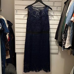 Eco New York size large navy dress